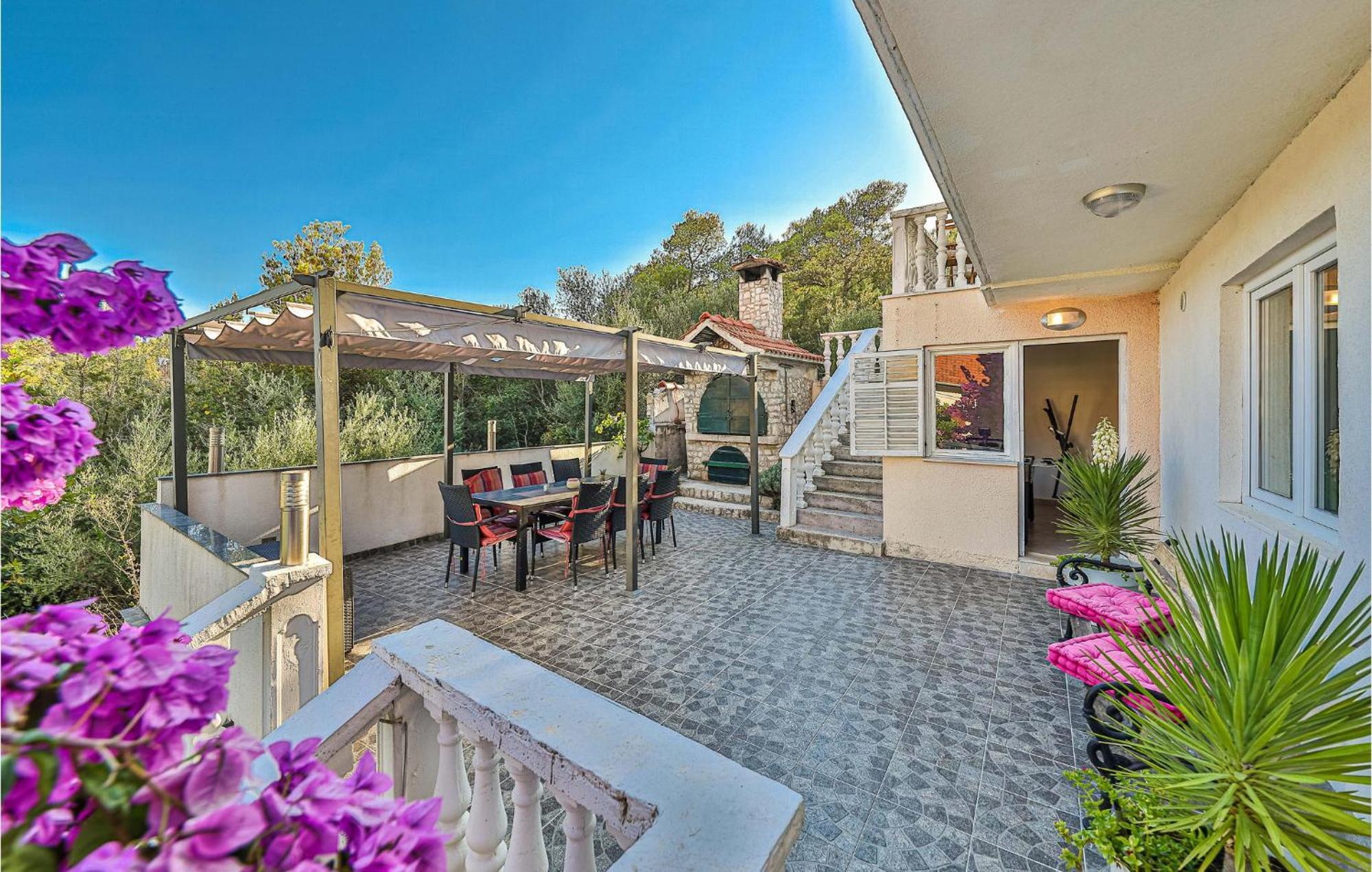 Stunning Home In Marina With Heated Swimming Pool Bagian luar foto