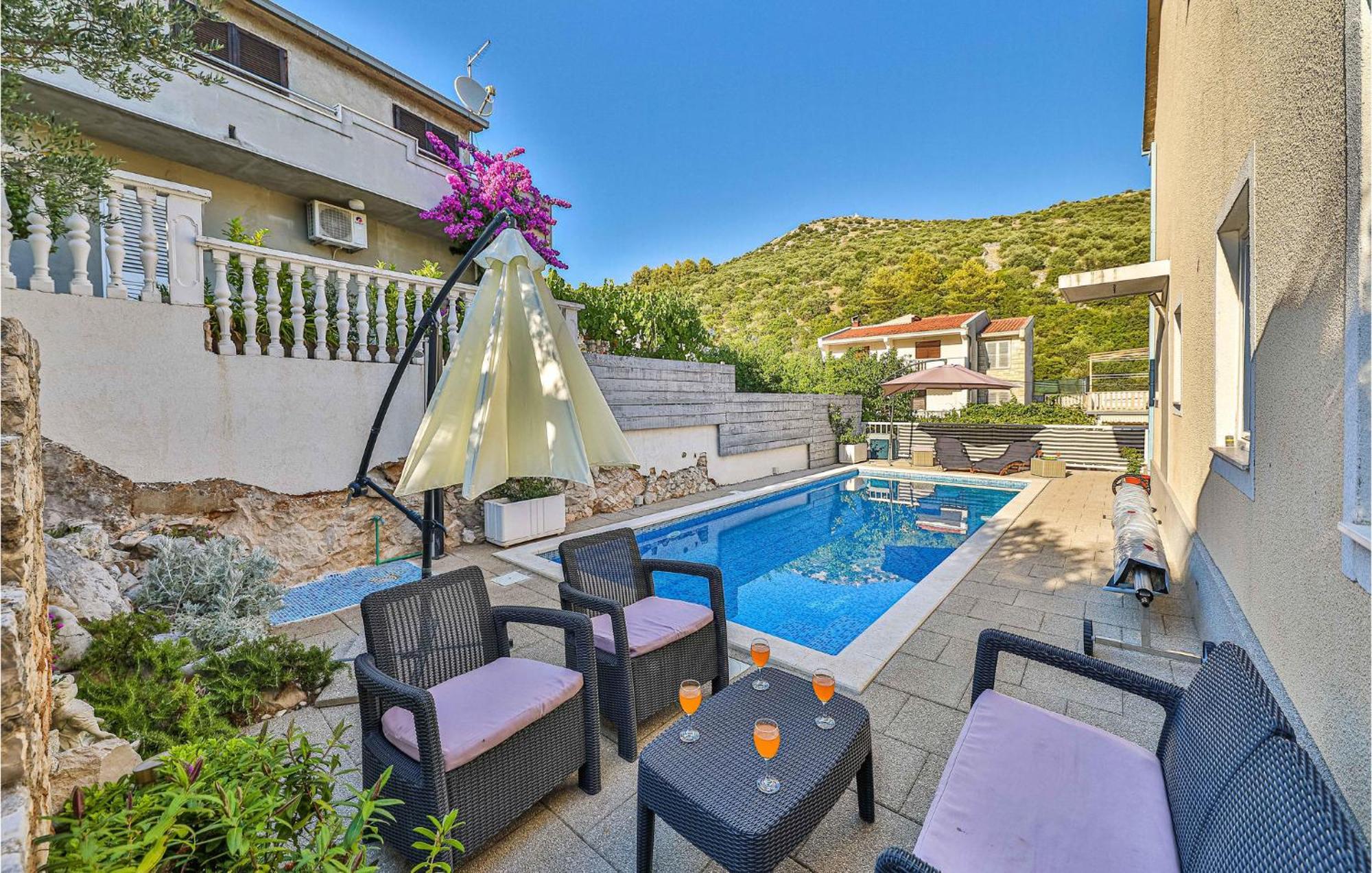 Stunning Home In Marina With Heated Swimming Pool Bagian luar foto